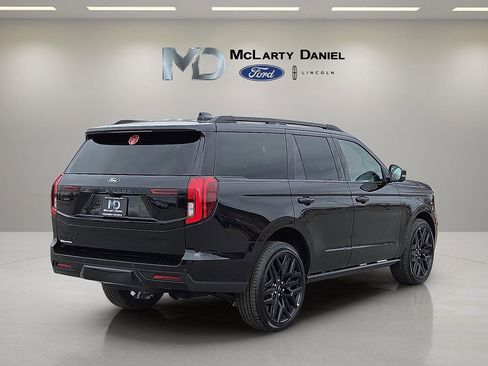 New 2026 Ford Expedition Platinum w/ Stealth Performance Package image 5