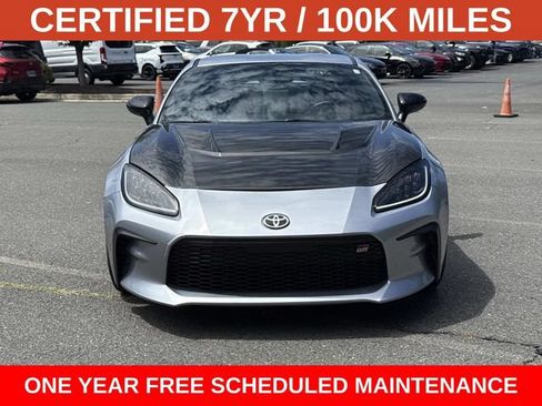 Used 2025 Toyota GR86 Premium w/ Performance Package RWD image 6