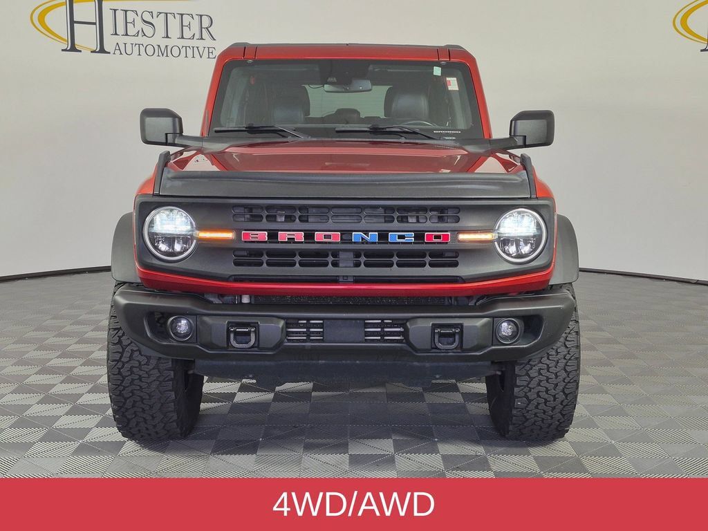 Used 2022 Ford Bronco Black Diamond w/ Sasquatch Package AWD/4WD image 3