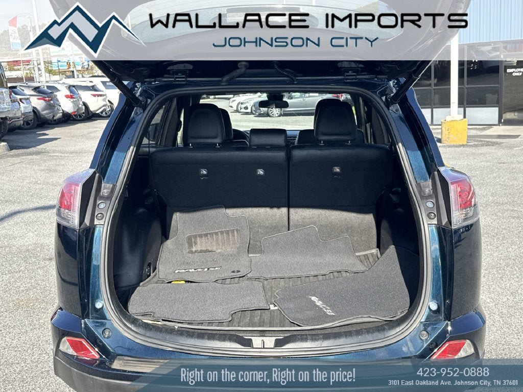 Used 2017 Toyota RAV4 SE AWD/4WD image 42