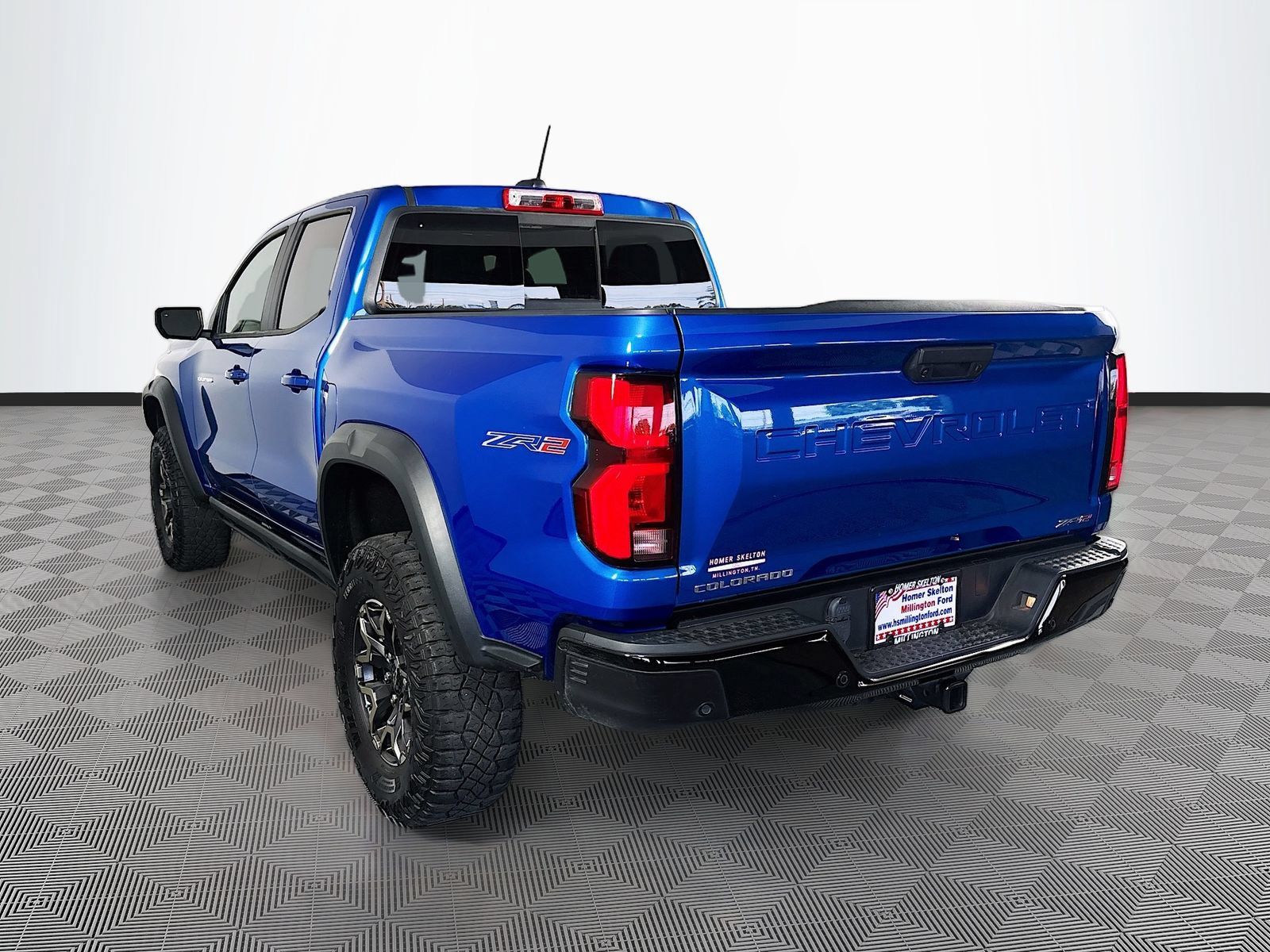 Used 2024 Chevrolet Colorado ZR2 w/ ZR2 Convenience Package III AWD/4WD image 5
