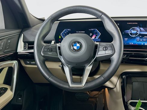 Used 2025 BMW X2 xDrive28i image 18