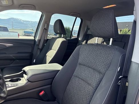 Used 2025 Honda Ridgeline Sport+ image 12
