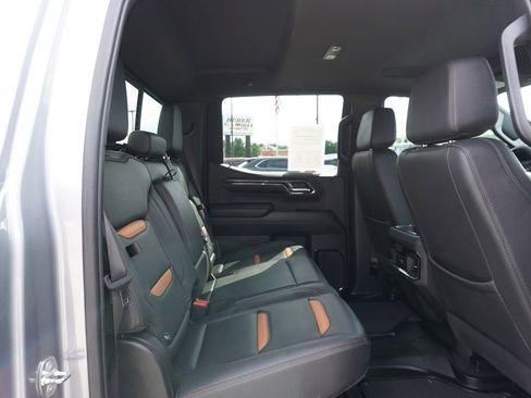 Used 2024 GMC Sierra 1500 AT4 w/ Technology Package AWD/4WD image 29