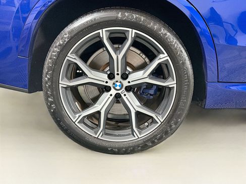 Used 2025 BMW X5 M60i AWD/4WD image 36