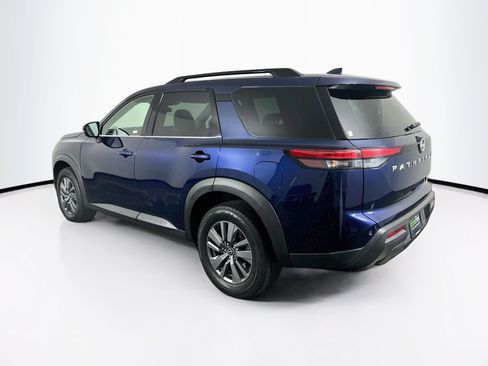 Used 2025 Nissan Pathfinder SV AWD/4WD image 5
