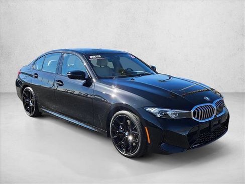 Used 2025 BMW 330i xDrive Sedan image 3