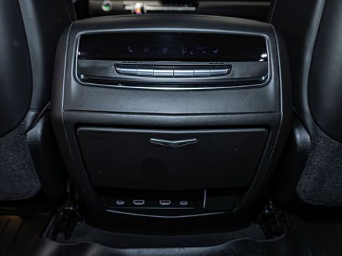 Used 2021 Cadillac Escalade Sport Platinum image 22