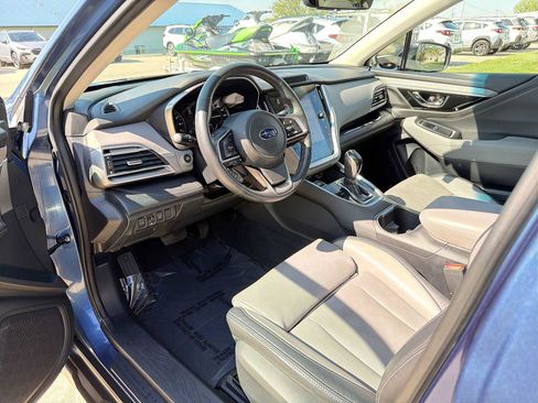 Used 2020 Subaru Outback Limited AWD/4WD image 2