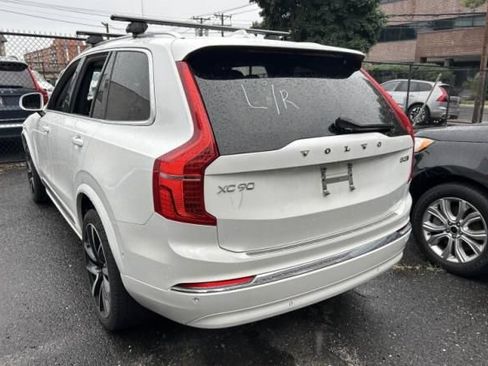 Used 2024 Volvo XC90 B5 Plus AWD/4WD image 3