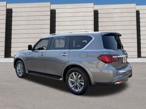 Used 2018 INFINITI QX80 4WD w/ Driver Assistance Package image 3