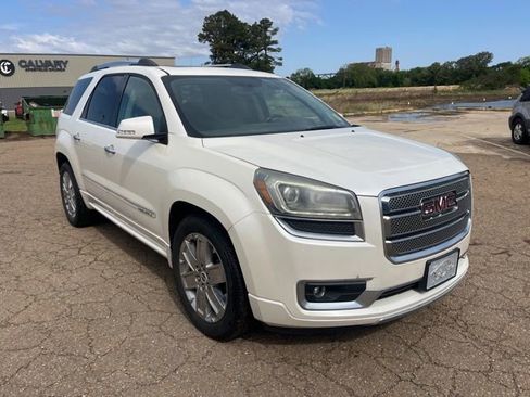Used 2013 GMC Acadia Denali image 2