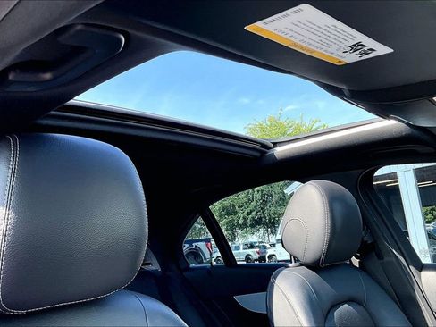 Used 2019 Mercedes-Benz C 300 Sedan w/ Premium Package image 29