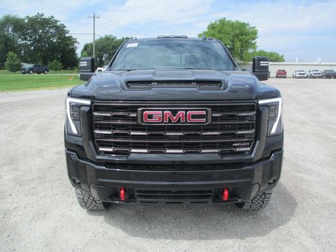 New 2026 GMC Sierra 2500 AT4X AWD/4WD image 11
