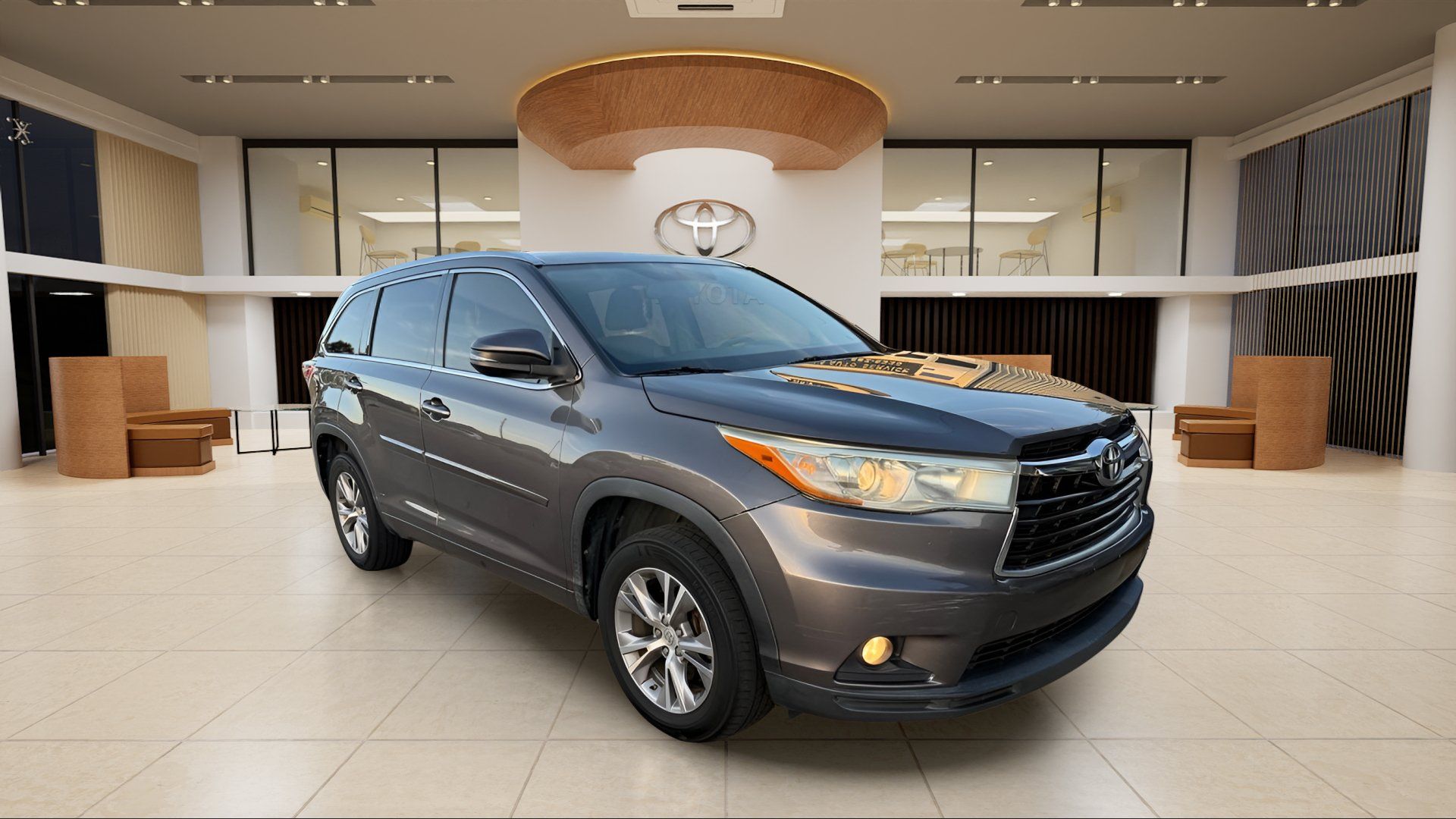 Used 2015 Toyota Highlander XLE FWD image 5