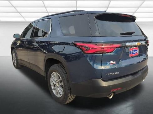Certified 2023 Chevrolet Traverse LT image 2