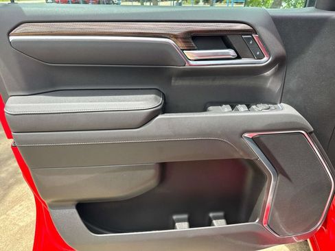 Used 2023 Chevrolet Silverado 1500 LT AWD/4WD image 27