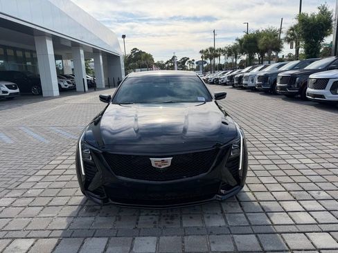 Used 2026 Cadillac CT5 V RWD image 4