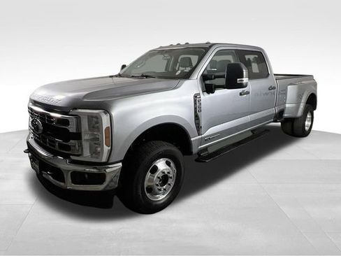 Used 2024 Ford F350 XLT w/ 360-Degree Camera Package image 5