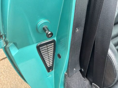 Used 1991 Chevrolet Corvette Coupe RWD image 22