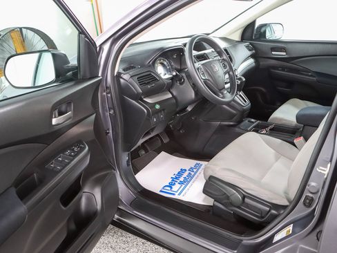 Used 2016 Honda CR-V LX image 3