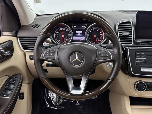 Used 2018 Mercedes-Benz GLE 350 image 27