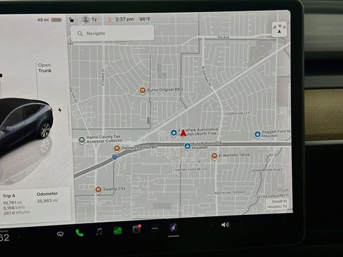 Used 2024 Tesla Model Y Long Range AWD/4WD image 21