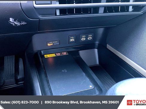 Used 2026 Toyota Camry LE FWD image 23