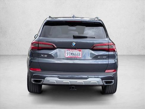 Used 2021 BMW X5 xDrive40i w/ Premium Package 3 AWD/4WD image 7
