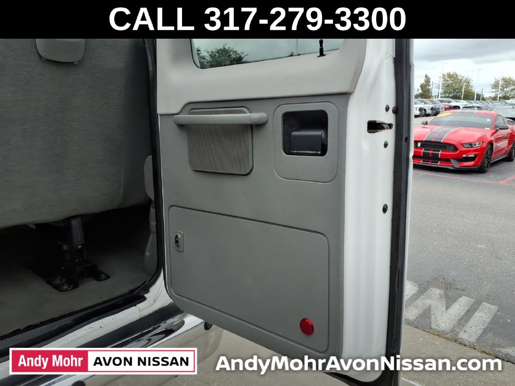 Used 2009 Ford E-350 and Econoline 350 XLT RWD image 11
