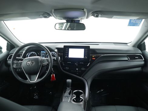 Used 2024 Toyota Camry LE image 13