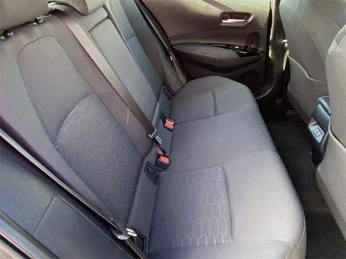 Certified 2025 Toyota Corolla SE image 16