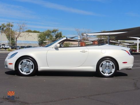 Used 2004 Lexus SC 430 Convertible image 9