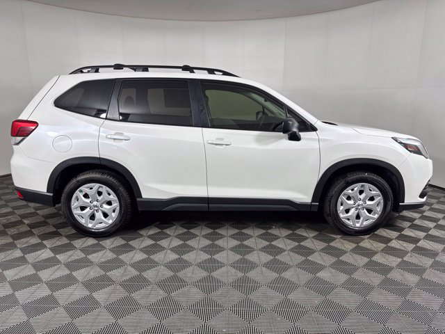 Used 2024 Subaru Forester AWD/4WD image 2