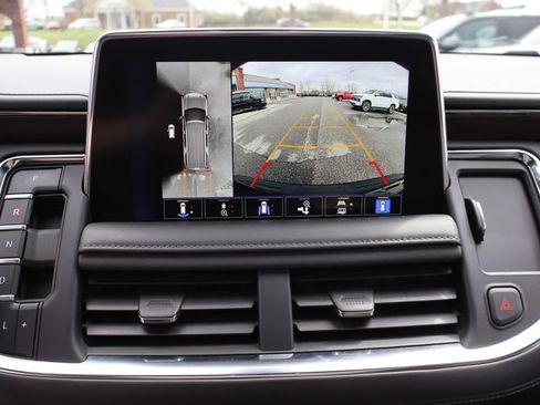 Used 2022 Chevrolet Tahoe Z71 w/ Luxury Package image 25