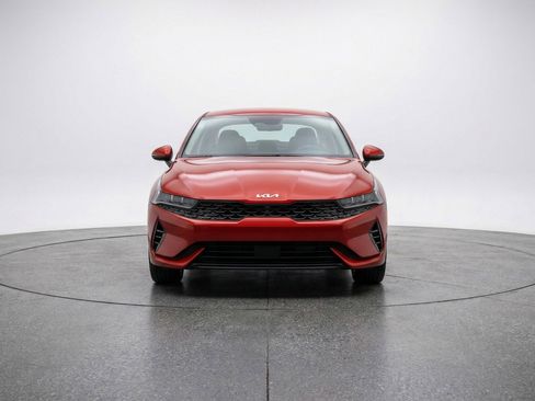 Used 2025 Kia K4 FWD image 2