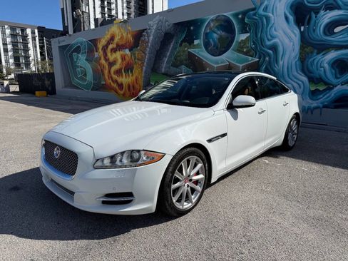 Used 2014 Jaguar XJ L Portfolio image 2