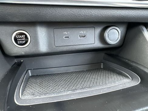 Used 2023 Nissan Rogue SV FWD image 24