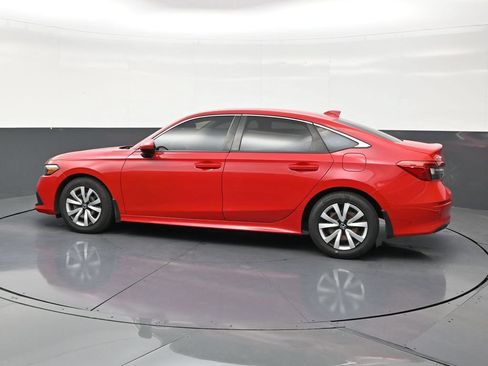 Used 2023 Honda Civic LX image 2