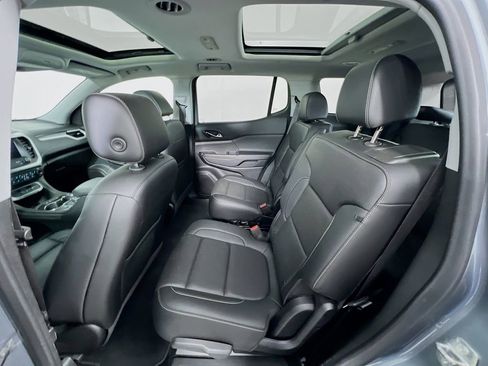 Certified 2021 GMC Acadia SLT w/ Trailering Package image 25