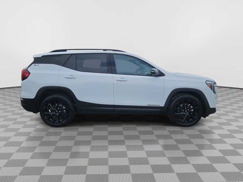 Certified 2023 GMC Terrain SLT w/ Elevation Edition FWD image 9