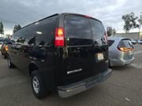 Used 2023 GMC Savana 3500 Work Van w/ Driver Convenience Package image 7