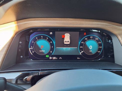 New 2026 Volkswagen Atlas SE image 26