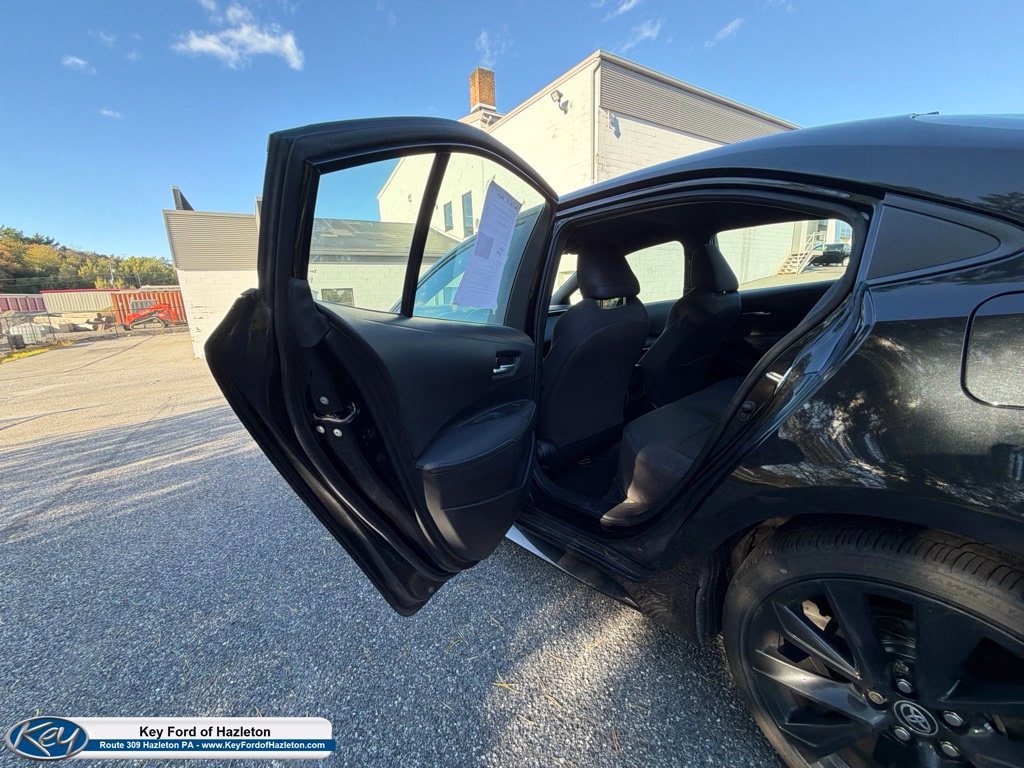 Used 2021 Toyota Corolla SE w/ Carpet Mat Package (TMS) FWD image 13