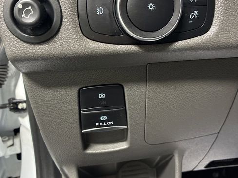 Used 2023 Ford Transit 350 XLT image 14