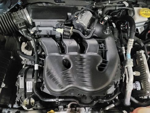 Used 2019 Jeep Cherokee Limited AWD/4WD image 30