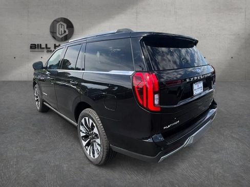 Used 2026 Ford Expedition Platinum w/ Driver's Package AWD/4WD image 7