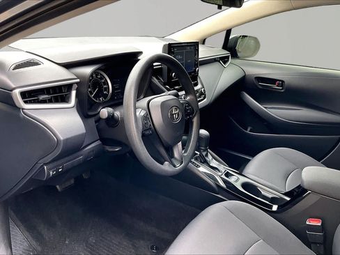 Certified 2022 Toyota Corolla LE FWD image 17