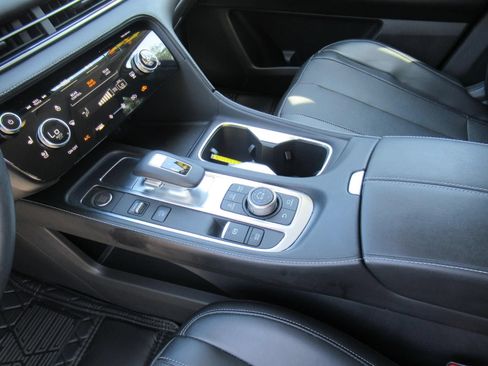 Used 2023 INFINITI QX60 Luxe FWD image 18