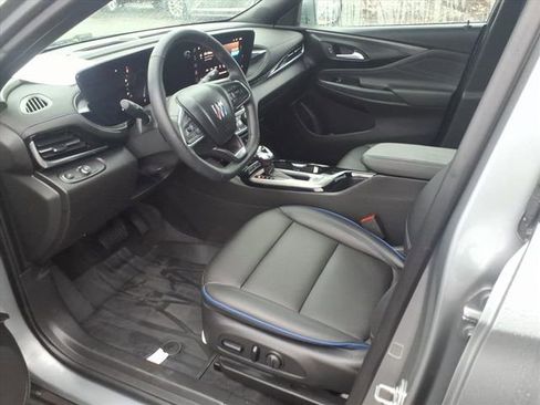 Used 2024 Buick Envista Sport Touring w/ Convenience I Package image 12